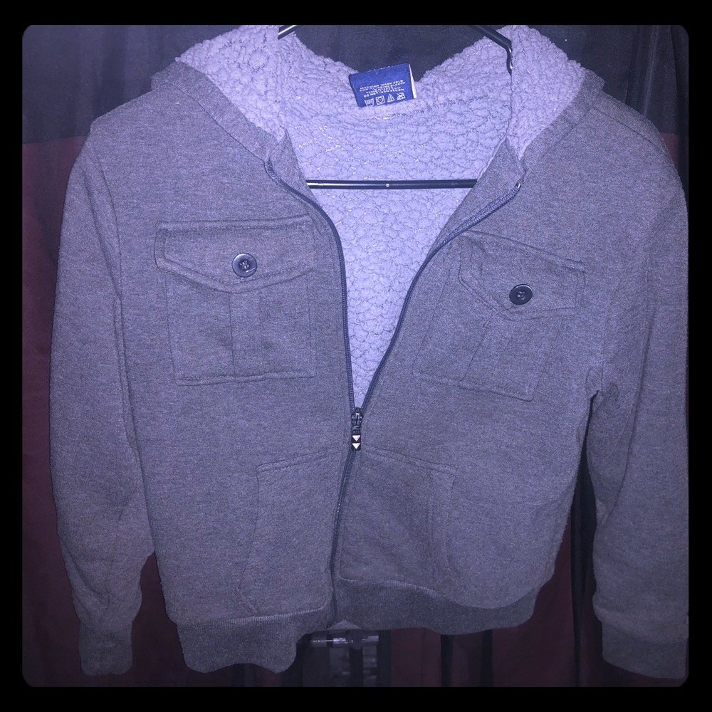 ❤️4 for $20❤️ Boys gray Roc hoodie jacket